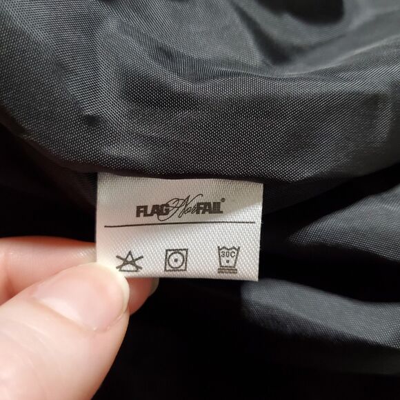 Flag Nor Fail Light Explorer Vest Size S Buffalo Plaid Nylon Ripstop Womens - Picture 9 of 10